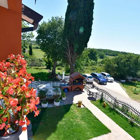 아파트 Peaceful Countryside With Terrace *
